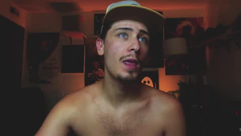 Snapshot of dylandaniel69 chatting on February 16, 6:43 am Dylan Daniel 7.8 online show from February 16, 6:43 am