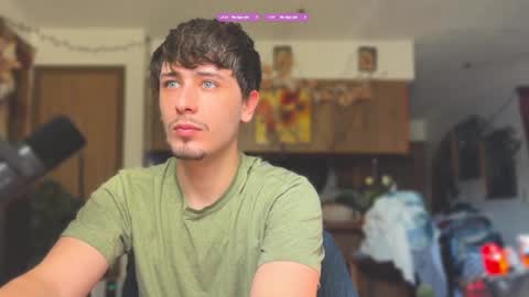 Snapshot of dylandaniel69 chatting on October 1, 4:46 pm Dylan Daniel 7.8 online show from October 1, 4:46 pm