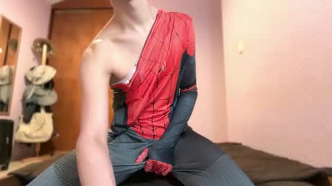 Snapshot of dylannewell chatting on November 1, 11:12 am dylannewell online show from November 1, 11:12 am