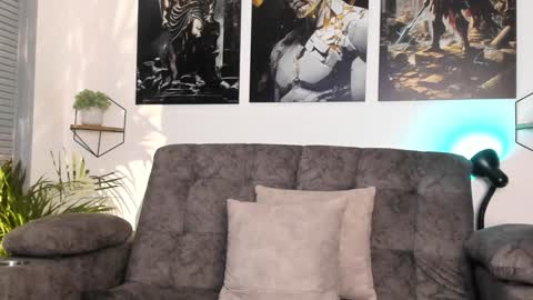 Dylan Rivera online show from December 17, 3:28 am