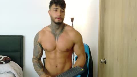 Dylan Rivera online show from August 6, 1:40 am
