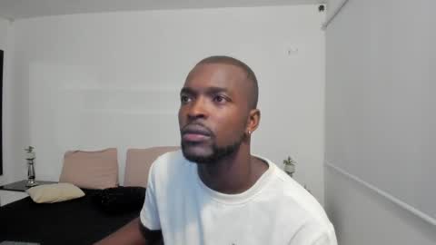 Snapshot of dylantaylor_1 chatting on January 1, 4:18 pm Dylan Taylor online show from January 1, 4:18 pm