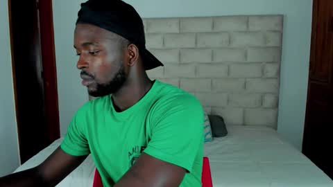 Dylan Taylor online show from November 10, 12:15 pm