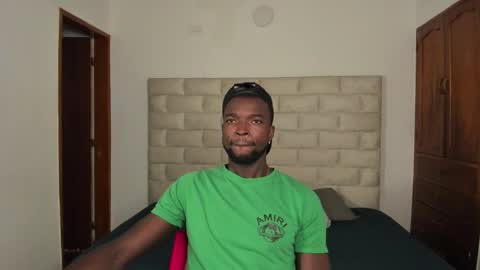 Dylan Taylor online show from November 18, 12:20 pm