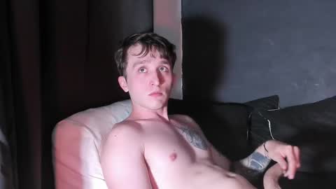 ---DYLAN--- online show from November 28, 4:37 am