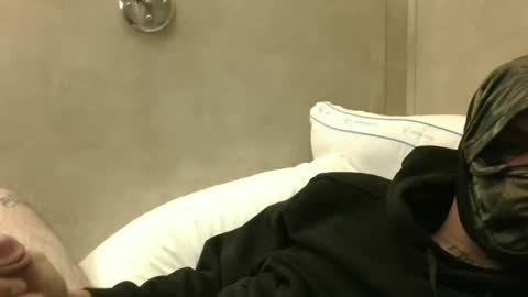 Snapshot of dylp400 chatting on January 10, 9:23 am dylp400 online show from January 10, 9:23 am