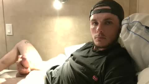 Snapshot of dylp400 chatting on January 26, 6:27 pm dylp400 online show from January 26, 6:27 pm