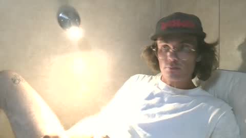 Snapshot of dylp400 chatting on September 10, 5:07 am dylp400 online show from September 10, 5:07 am