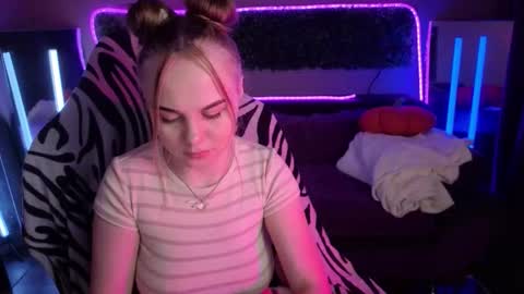 Dyna online show from November 10, 1:48 am