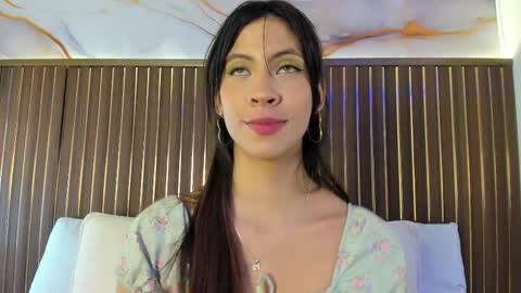 Snapshot of e11even_ chatting on January 6, 7:28 pm Call me Sofia online show from January 6, 7:28 pm