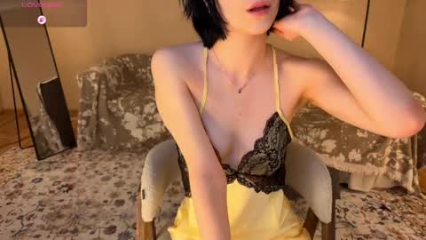 e1ara online show from April 12, 10:42 am