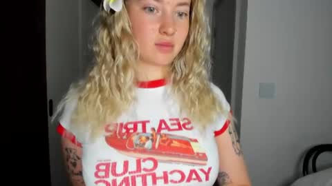 fansly - yourbestbaby online show from July 8, 2:38 am