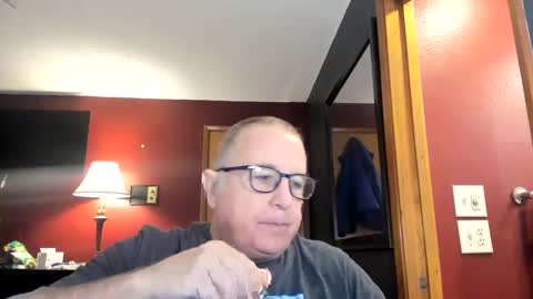 Snapshot of e_rectiom chatting on December 1, 8:31 pm Mr Wonderful online show from December 1, 8:31 pm