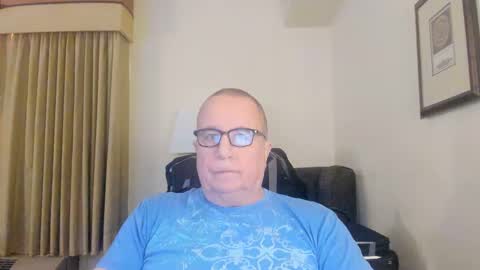 Snapshot of e_rectiom chatting on January 12, 12:18 am Mr Wonderful online show from January 12, 12:18 am