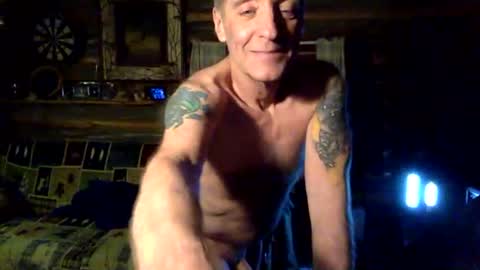 eagerbtm online show from April 13, 2:39 am