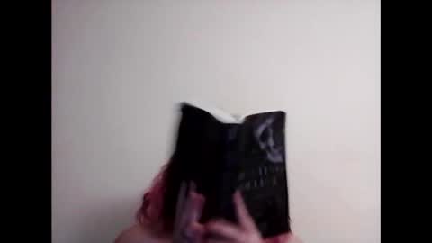 ealily123 online show from October 31, 4:57 am