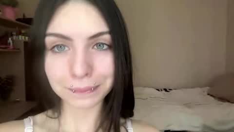 Emma online show from April 17, 5:43 am