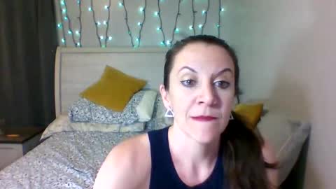 Snapshot of easybriezy chatting on March 24, 1:10 am Briezy online show from March 24, 1:10 am