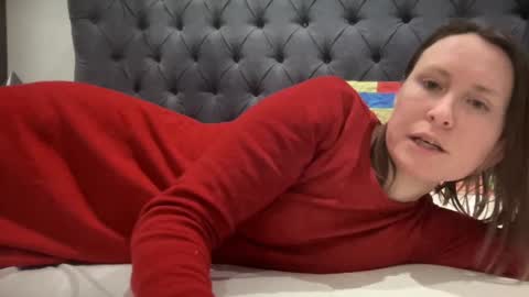 Snapshot of eatmypie69 chatting on February 13, 6:16 pm Nadia Ferreira  online show from February 13, 6:16 pm