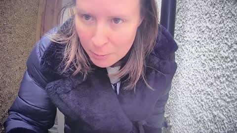 Snapshot of eatmypie69 chatting on February 10, 11:58 am Nadia Ferreira online show from February 10, 11:58 am