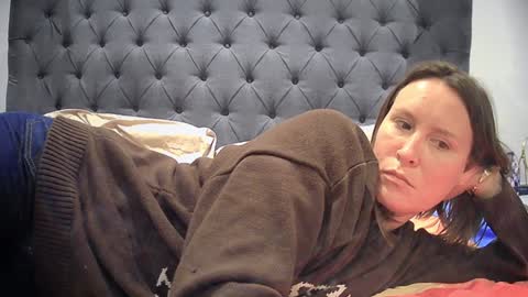 Snapshot of eatmypie69 chatting on February 22, 7:23 pm Nadia Ferreira online show from February 22, 7:23 pm