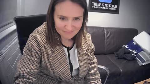 Snapshot of eatmypie69 chatting on February 26, 9:25 pm Nadia Ferreira online show from February 26, 9:25 pm