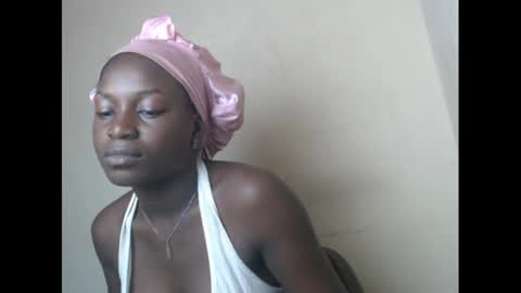 eatuupx online show from January 7, 10:11 am