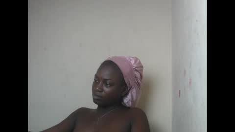 eatuupx online show from January 10, 1:52 pm