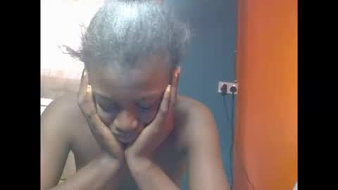 eatuupx online show from September 9, 9:42 am