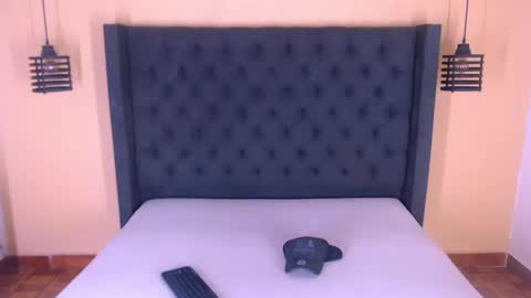 Eban  online show from December 7, 8:16 pm