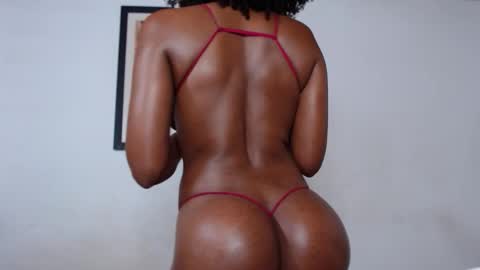 Laraand Drake online show from November 12, 9:42 am