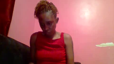 Snapshot of ebon_fantasy1 chatting on June 1, 11:17 pm Ebon Fantasy1s online show from June 1, 11:17 pm