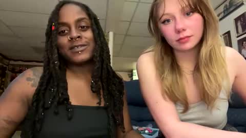 eboneey69 online show from February 10, 5:41 pm