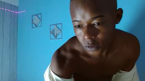 Chris Palaz  online show from November 6, 7:04 pm