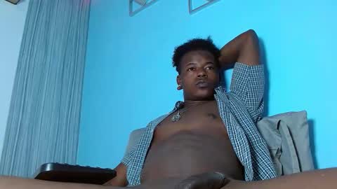 Chris Palaz  online show from December 5, 8:27 pm