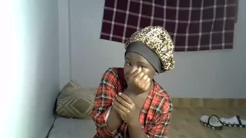 Queen online show from March 29, 12:32 am