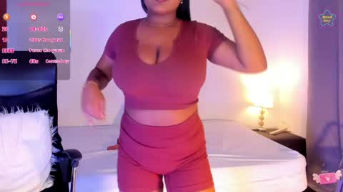 ebony__queen2 online show from May 26, 8:05 pm