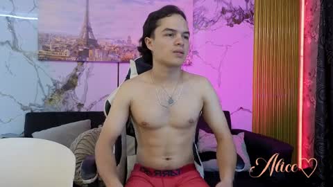 ebony_and_boy23_pm online show from April 8, 9:59 pm