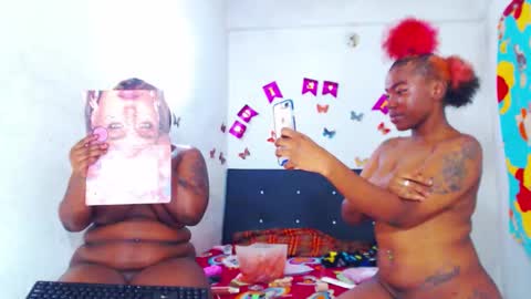 chayna smith online show from December 4, 1:48 am