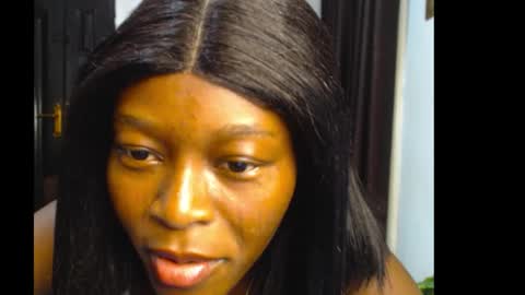 Snapshot of ebony_dark_melaninqueen chatting on January 13, 6:40 am vicky online show from January 13, 6:40 am