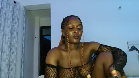 ebony online show from February 18, 11:01 pm