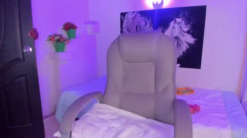 ebony_katterin online show from January 21, 7:39 pm