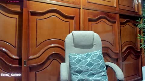 ebony_katterin online show from November 19, 11:10 am