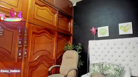 ebony_katterin online show from May 26, 11:39 am