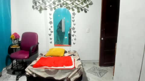 ebony_luna1 online show from July 6, 7:27 pm