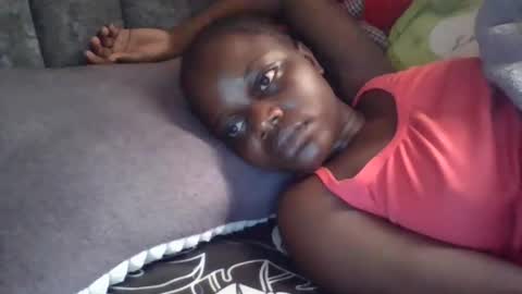 Snapshot of ebony_tasha chatting on February 21, 9:43 am tasha online show from February 21, 9:43 am