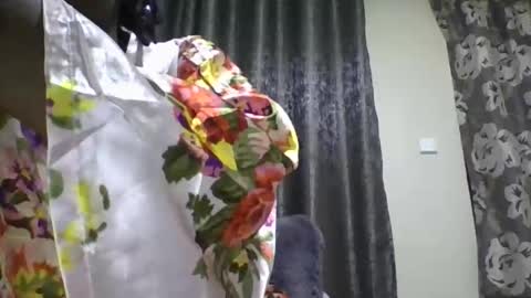 Snapshot of ebony_tasha chatting on March 4, 10:05 pm tasha online show from March 4, 10:05 pm