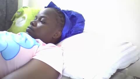 Snapshot of ebony_tasha chatting on March 12, 9:26 am tasha online show from March 12, 9:26 am