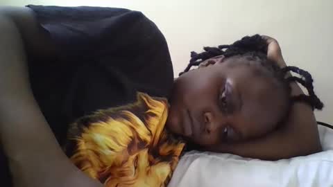 Snapshot of ebony_tasha chatting on March 14, 12:10 pm tasha online show from March 14, 12:10 pm