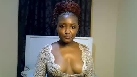 Snapshot of ebonybarbieee chatting on July 8, 7:07 pm Barbie online show from July 8, 7:07 pm